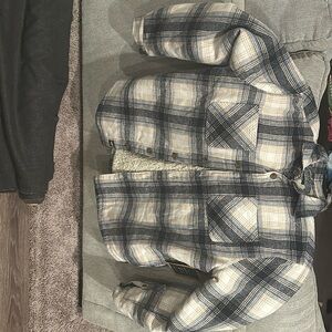Shacket with tags, XL